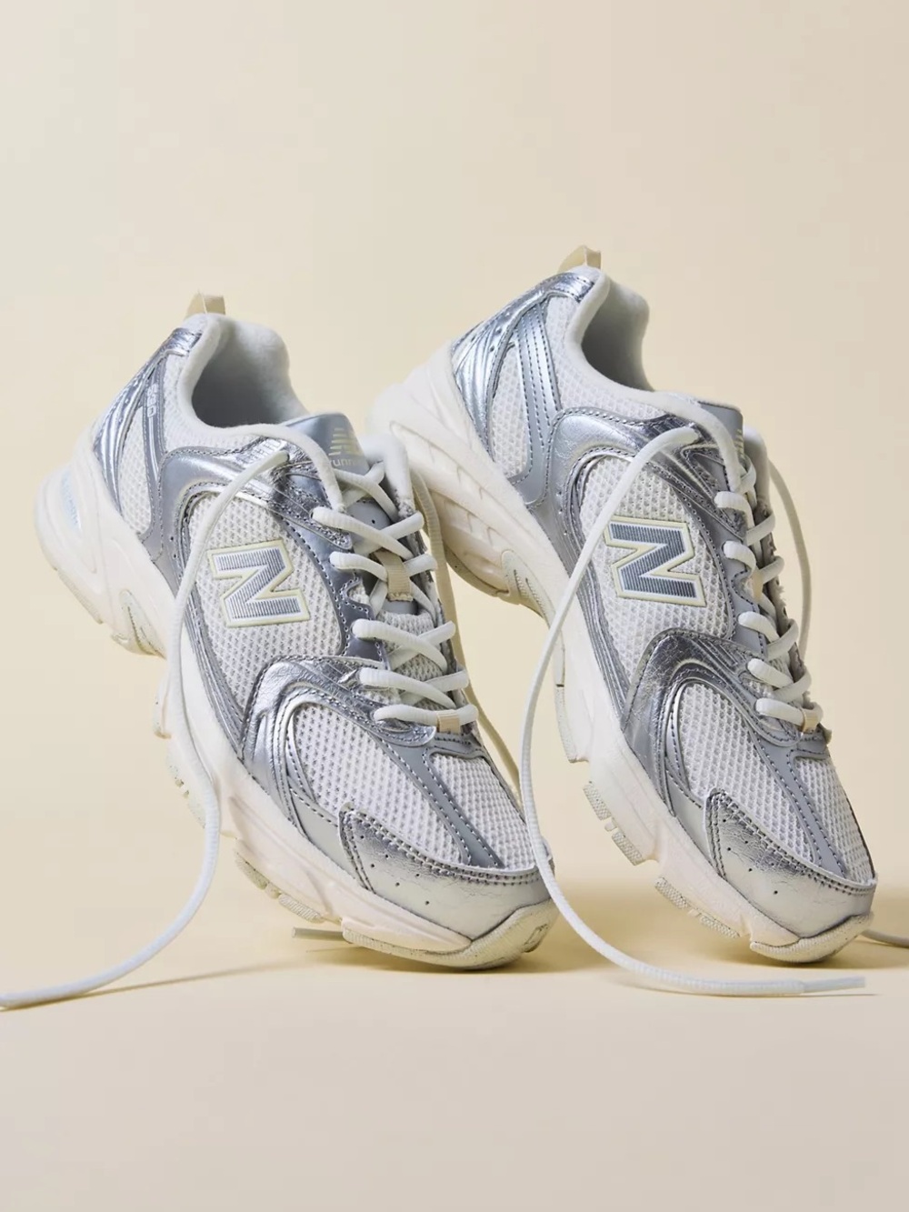 NIB Anthropologie New Balance 530 Sneakers in Silver Metallic Size 9.5 Women